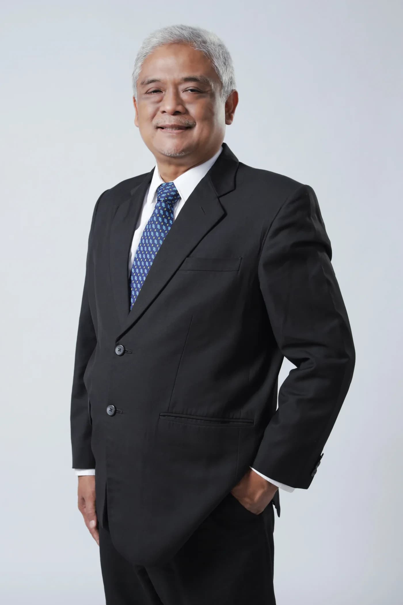 Konsultan MAAS: Dr. Syamsudin